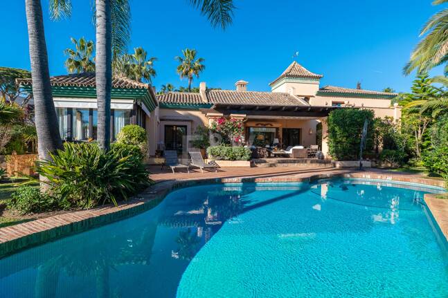 Mediterranean Beachside Villa with Large Garden