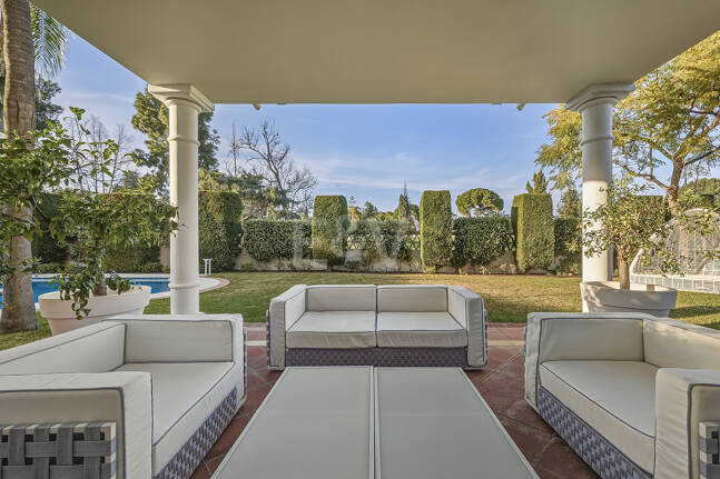 Frontline Golf Villa Where Timeless Design Meets Breathtaking Views in a Prime Setting