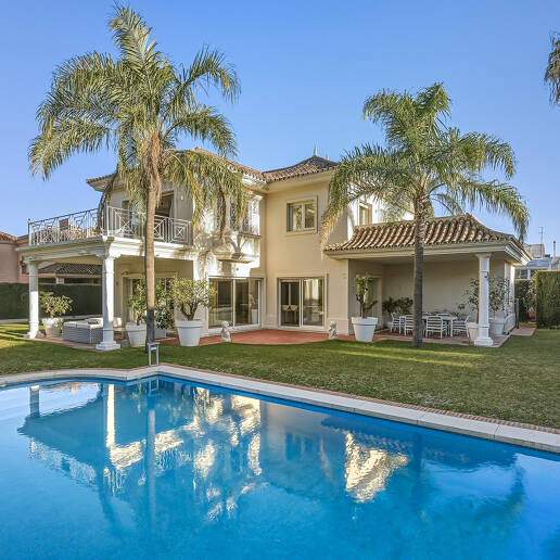 Frontline Golf Villa Where Timeless Design Meets Breathtaking Views in a Prime Setting