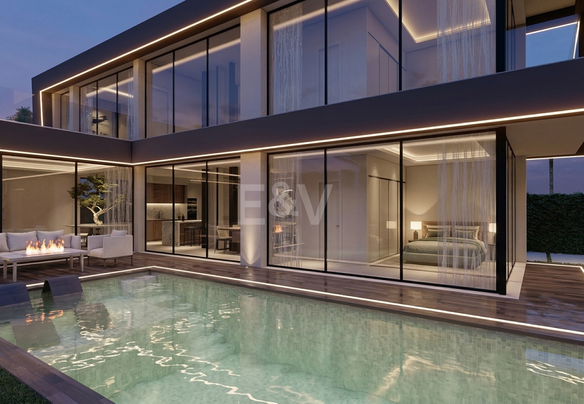 Villa contemporánea en proyecto exclusivo en Río Verde Playa, Milla de Oro de Marbella