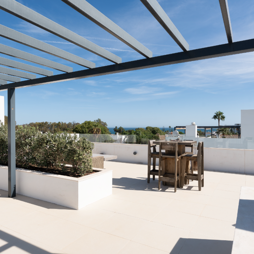 Contemporary Beachside Villa with Heated Pool and Stunning Roof Terrace