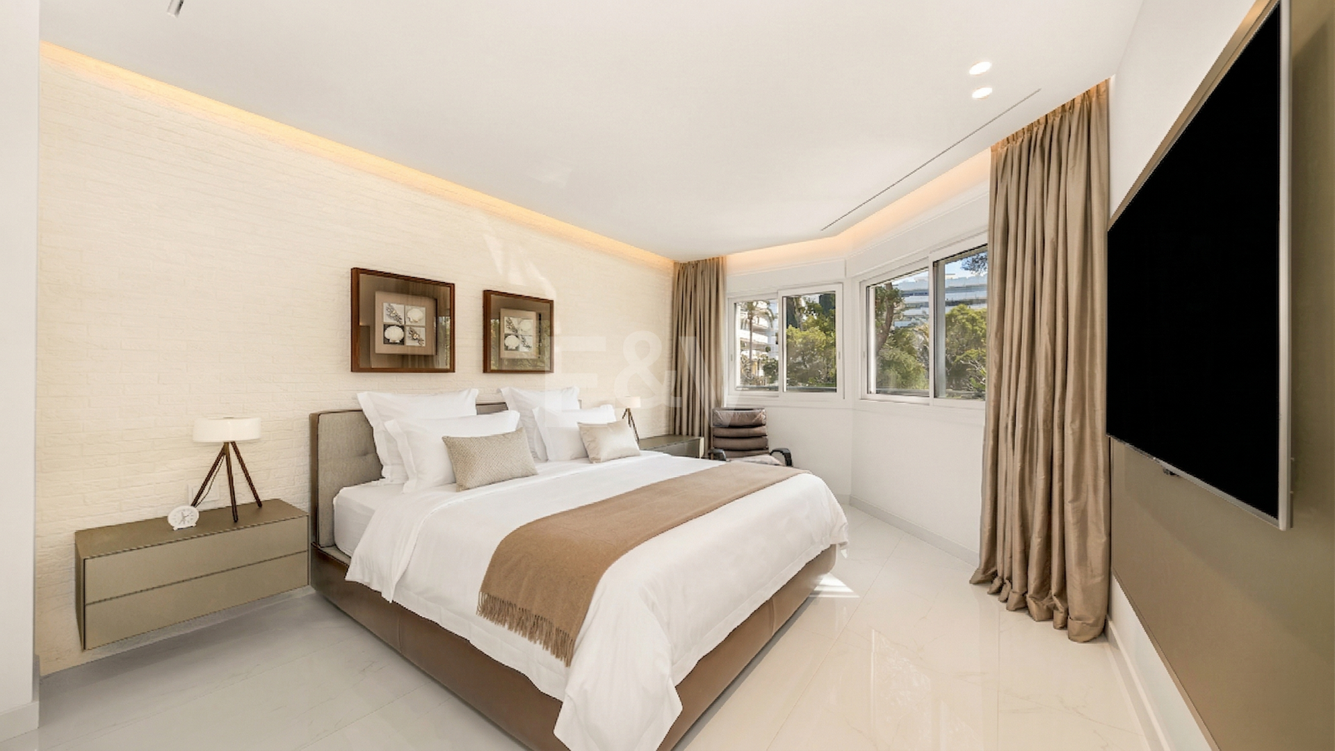 Apartament na sprzedaż w Beach Side Golden Mile, Marbella Golden Mile