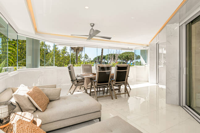 Apartament na sprzedaż w Beach Side Golden Mile, Marbella Golden Mile