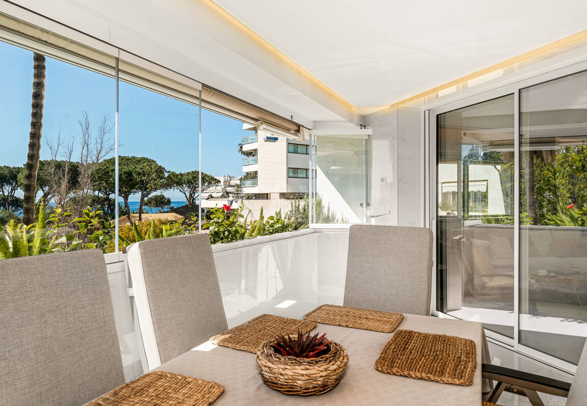 Apartament na sprzedaż w Beach Side Golden Mile, Marbella Golden Mile