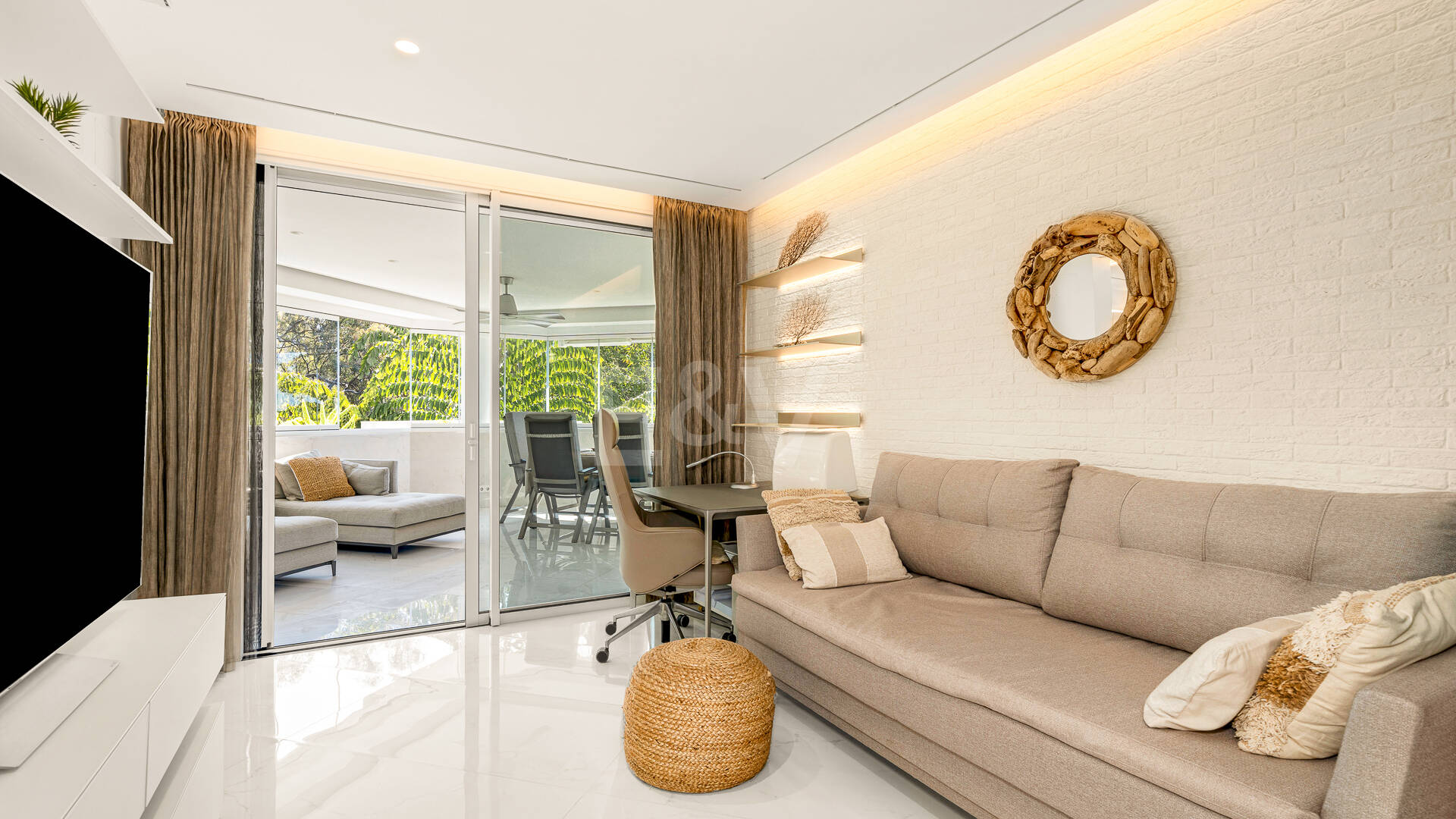 Apartament na sprzedaż w Beach Side Golden Mile, Marbella Golden Mile