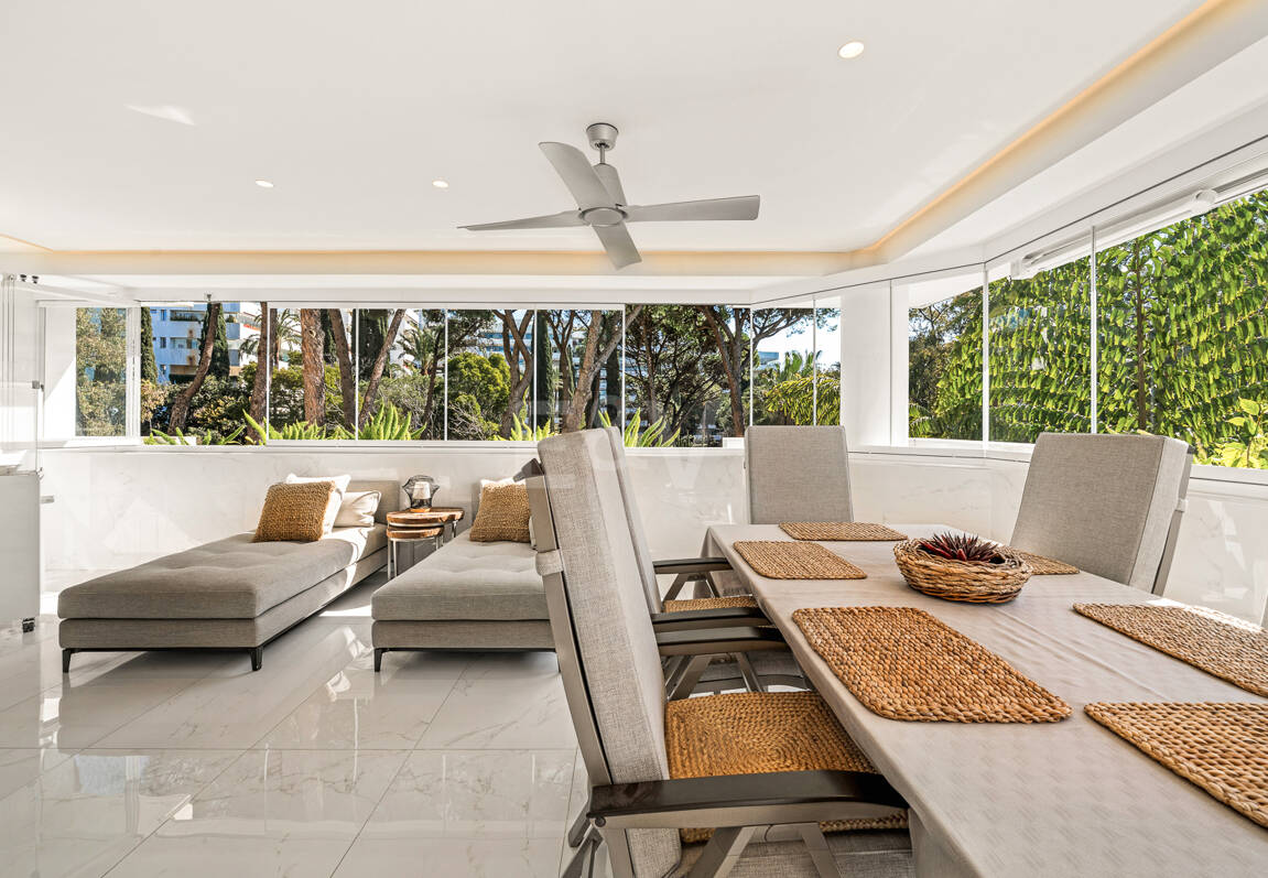 Apartament na sprzedaż w Beach Side Golden Mile, Marbella Golden Mile