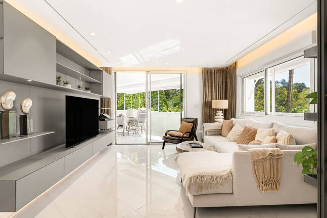 Apartament na sprzedaż w Beach Side Golden Mile, Marbella Golden Mile