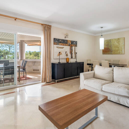 Apartamento en segunda línea de playa a pie del centro de Marbella y todos los servicios