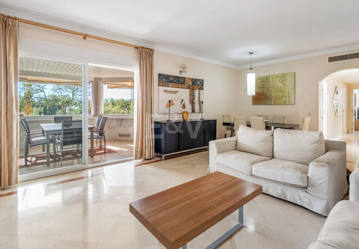 Apartamento en segunda línea de playa a pie del centro de Marbella y todos los servicios