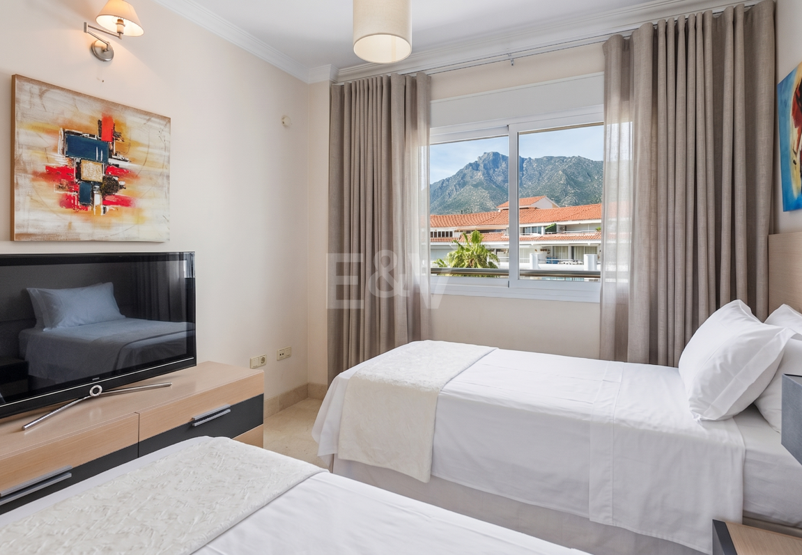 Apartamento en segunda línea de playa a pie del centro de Marbella y todos los servicios