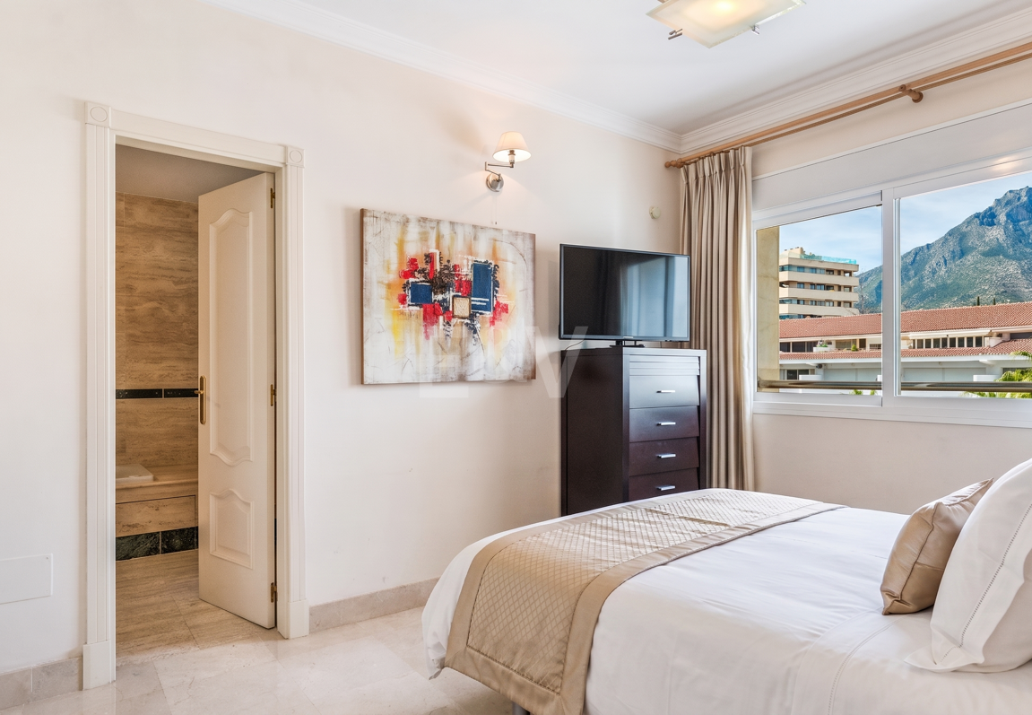 Apartamento en segunda línea de playa a pie del centro de Marbella y todos los servicios