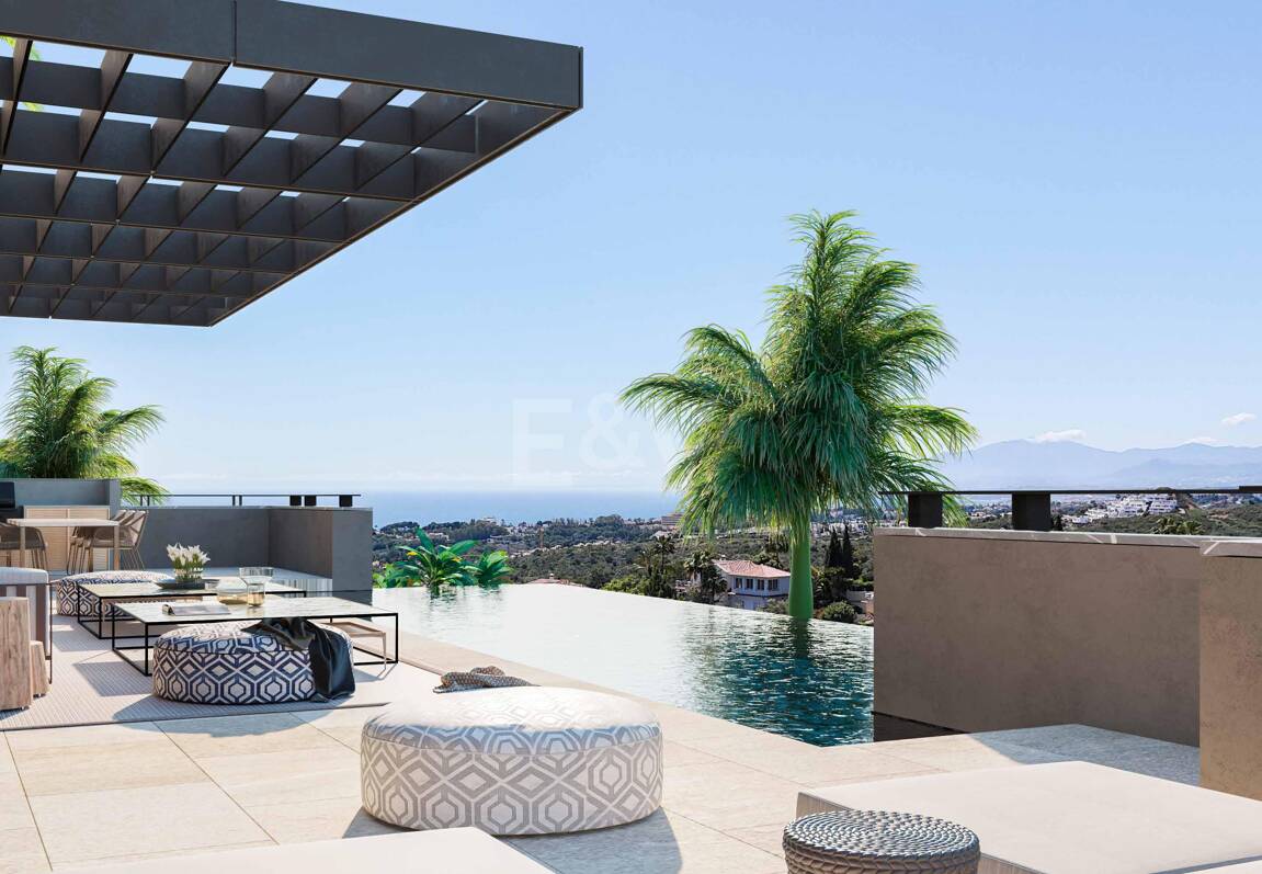 Panoramic Sea View Villa Under Construction in El Rosario, Marbella East