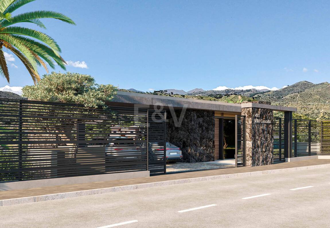 Panoramic Sea View Villa Under Construction in El Rosario, Marbella East