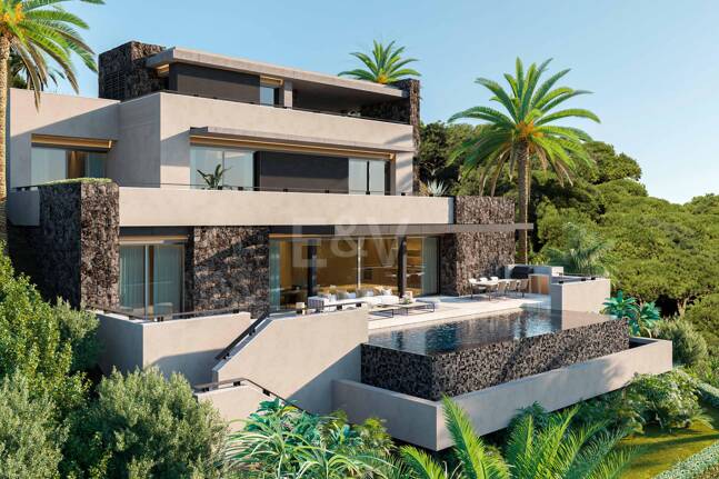 Panoramic Sea View Villa Under Construction in El Rosario, Marbella East