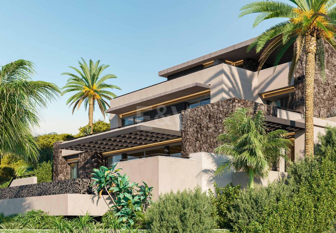 Panoramic Sea View Villa Under Construction in El Rosario, Marbella East