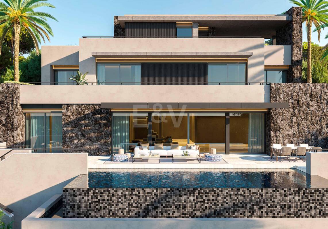 Panoramic Sea View Villa Under Construction in El Rosario, Marbella East