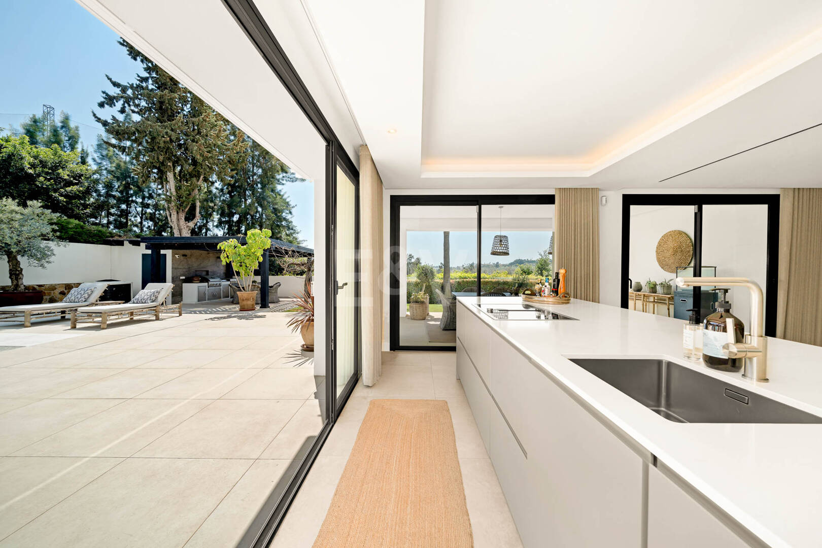 Willa na sprzedaż w Nueva Andalucia, Marbella (Wszystkie obszary)