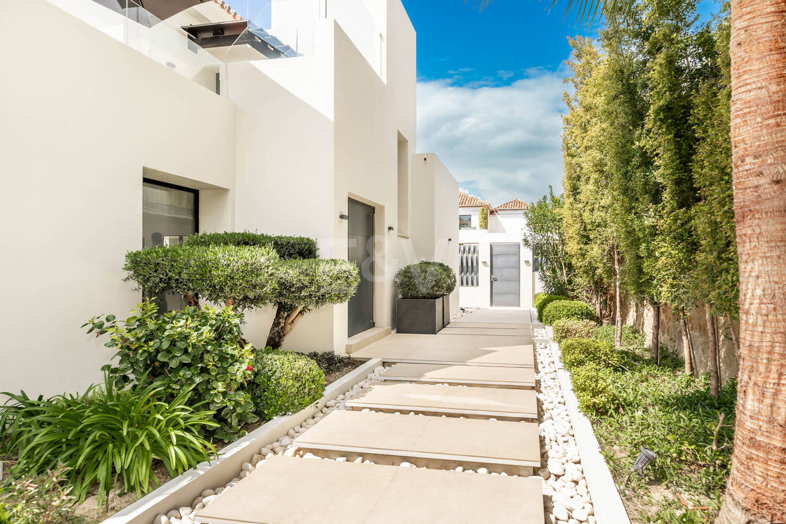 Willa na sprzedaż w Nueva Andalucia, Marbella (Wszystkie obszary)