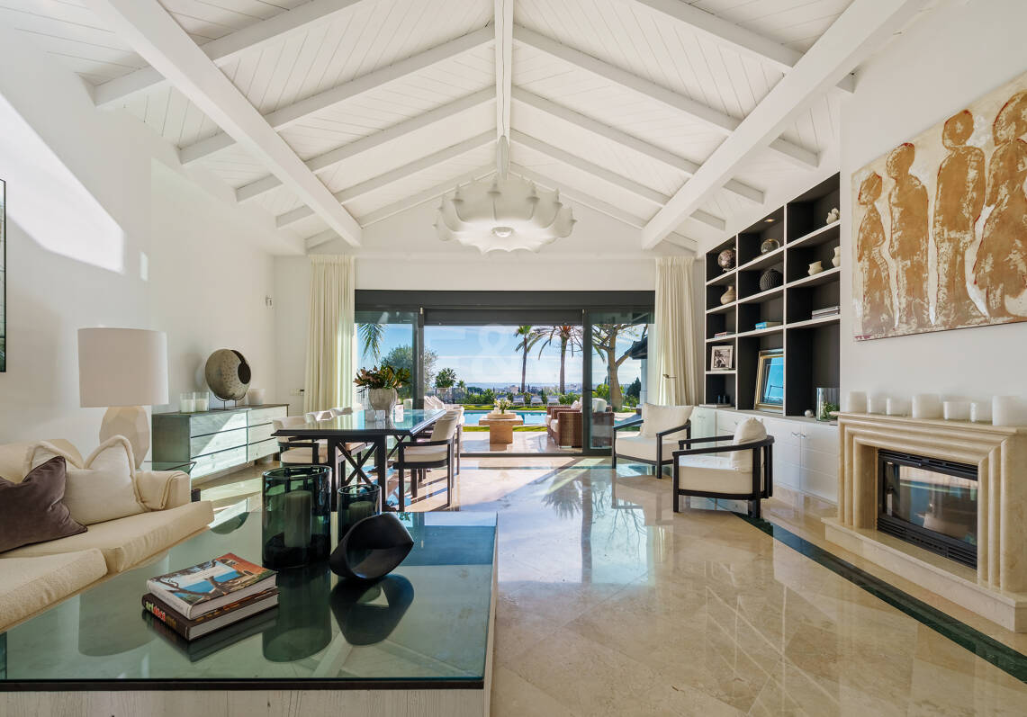 Elegant Single-Level Villa in Nueva Andalucia with Sea Views and Complete Privacy