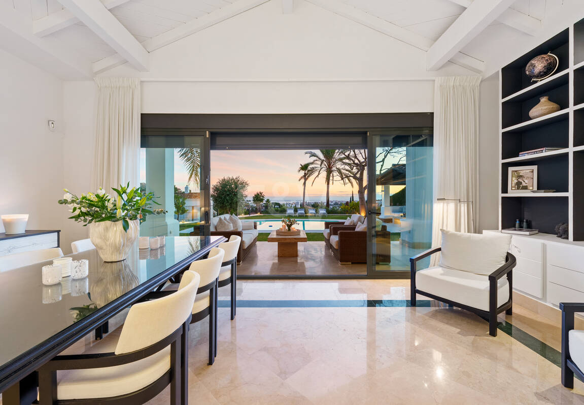 Elegant Single-Level Villa in Nueva Andalucia with Sea Views and Complete Privacy