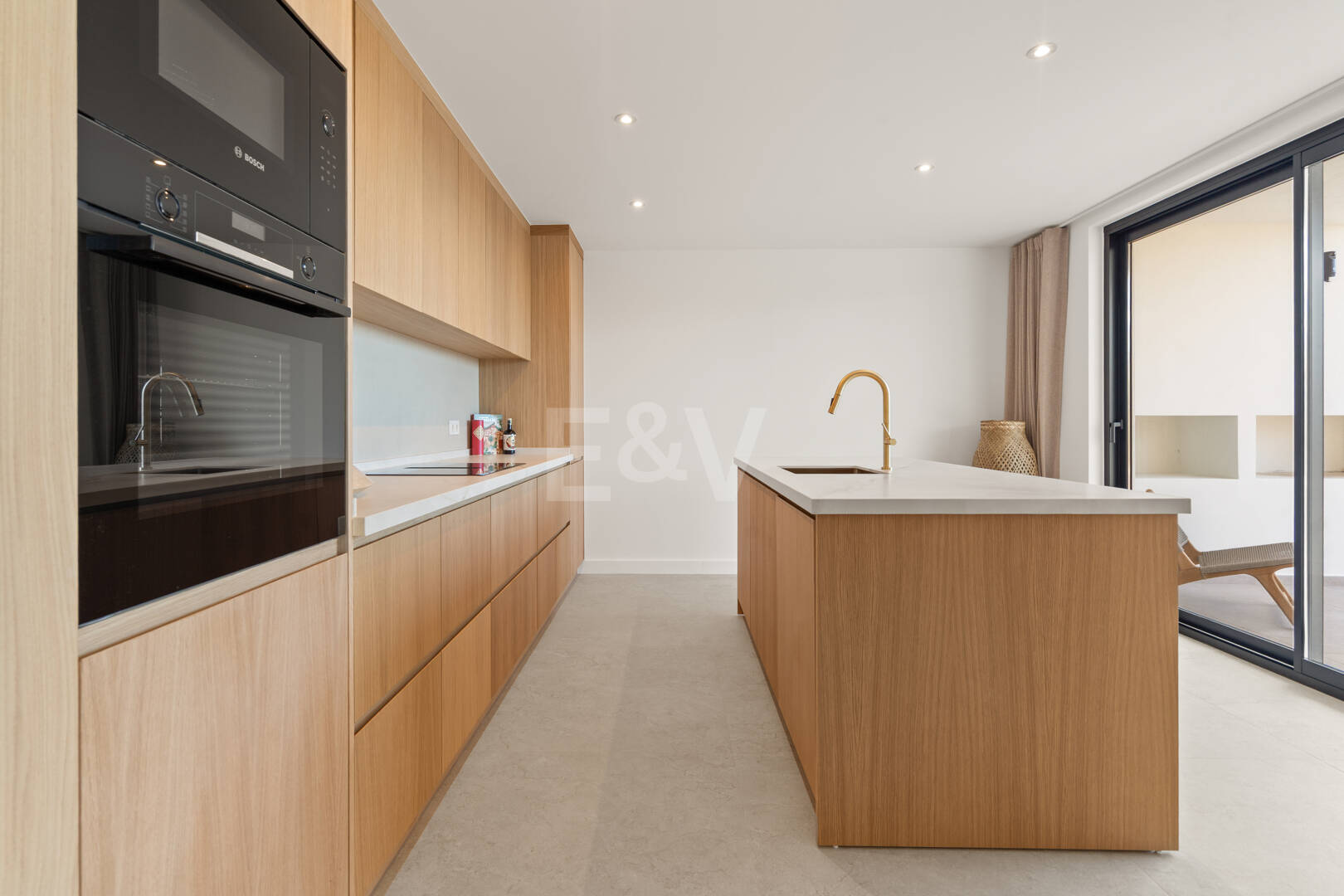 Luxury Semi-Detached Villa with Stunning Sea Views and Elegant Contemporary Design