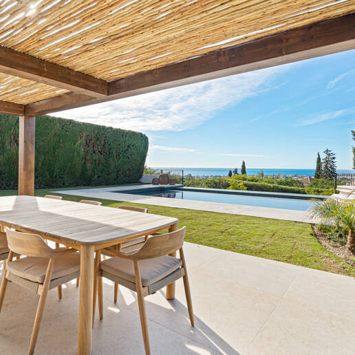Luxury Semi-Detached Villa with Stunning Sea Views and Elegant Contemporary Design