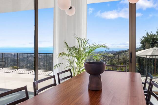 Eco-Friendly Villa in Monte Mayor with Panoramic Sea and Mountain Views