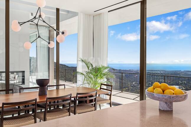 Eco-Friendly Villa in Monte Mayor with Panoramic Sea and Mountain Views