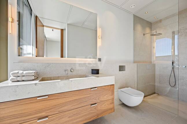 Eco-Friendly Villa in Monte Mayor with Panoramic Sea and Mountain Views