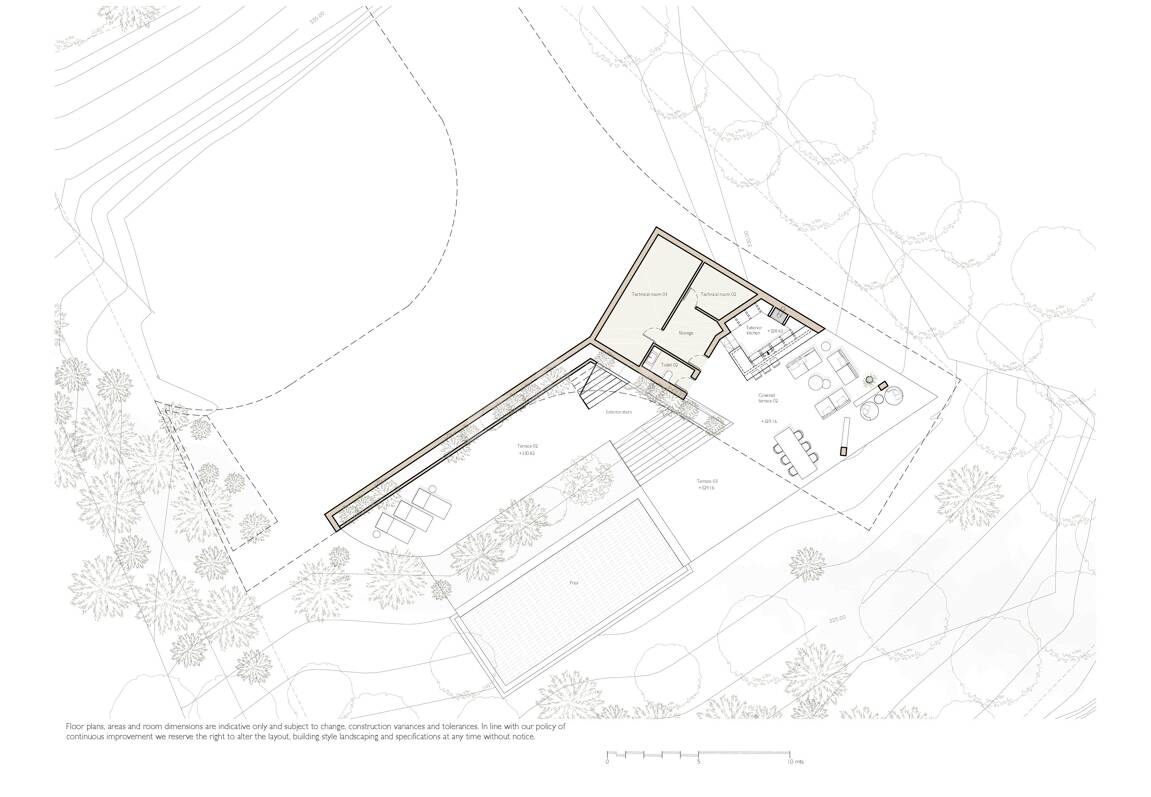 Eco-Friendly Villa in Monte Mayor with Panoramic Sea and Mountain Views