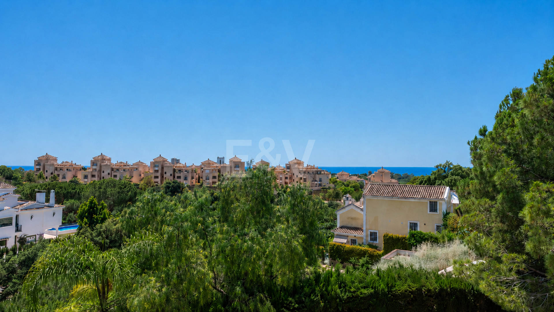 Villa Investment Opportunity with Space & Stunning Sea Views