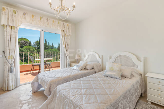 Villa till salu i Elviria, Marbella Öst