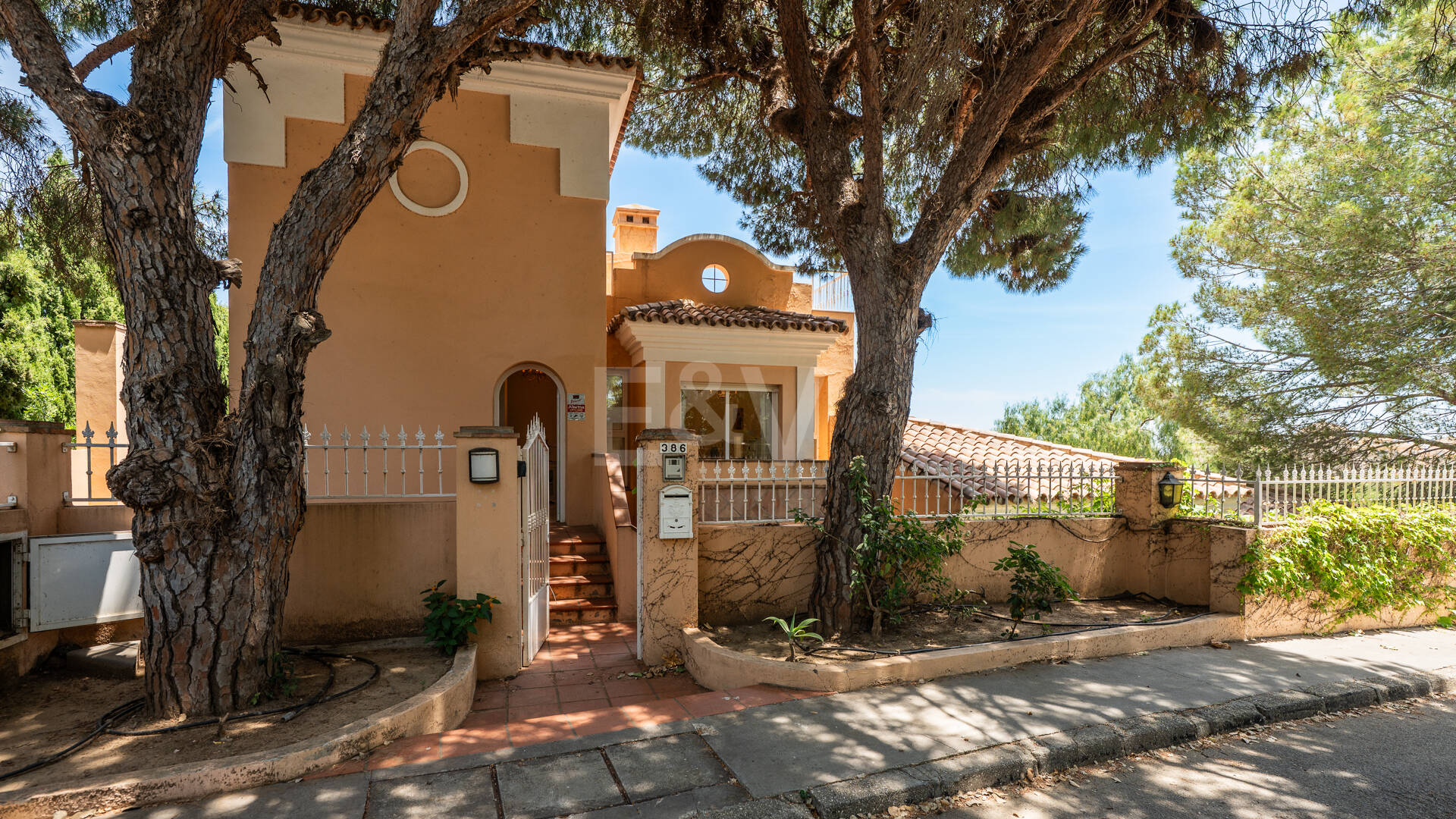 Villa till salu i Elviria, Marbella Öst