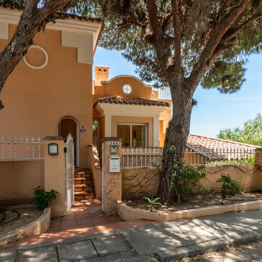 Villa till salu i Elviria, Marbella Öst