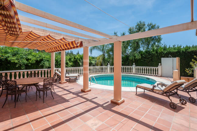 Villa till salu i Elviria, Marbella Öst