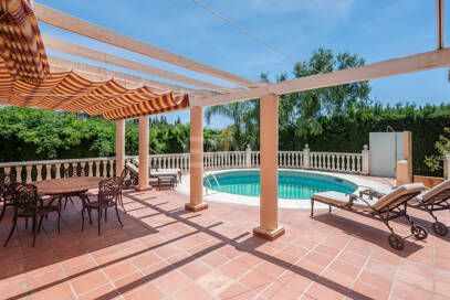Villa till salu i Elviria, Marbella Öst