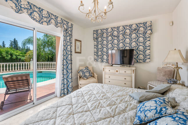 Villa till salu i Elviria, Marbella Öst
