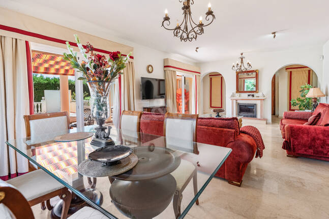 Villa till salu i Elviria, Marbella Öst