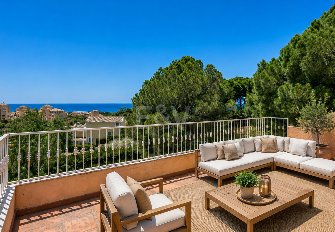 Villa Investment Opportunity with Space & Stunning Sea Views