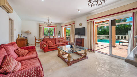 Villa spacieuse à Elviria à proximité des Services