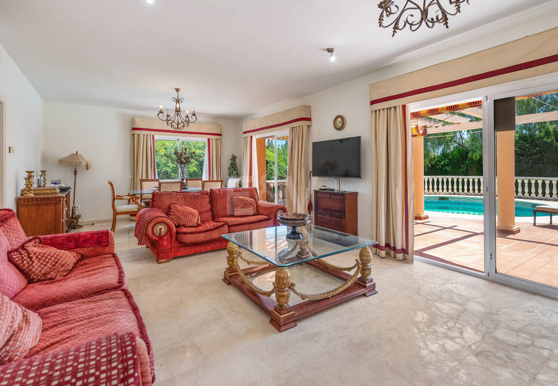 Villa till salu i Elviria, Marbella Öst
