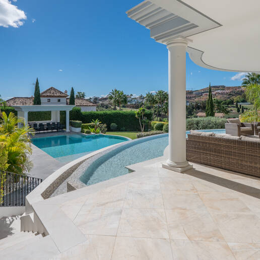 Villa à louer en Benahavis