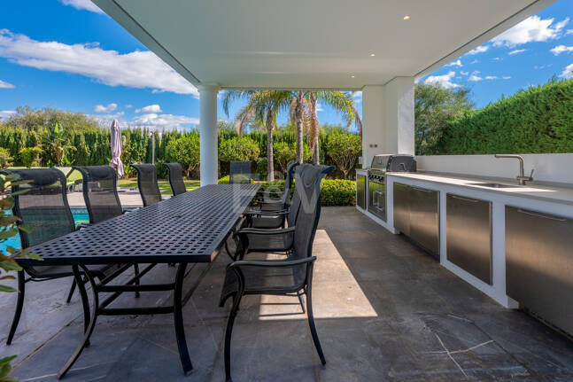 Villa à louer en Benahavis