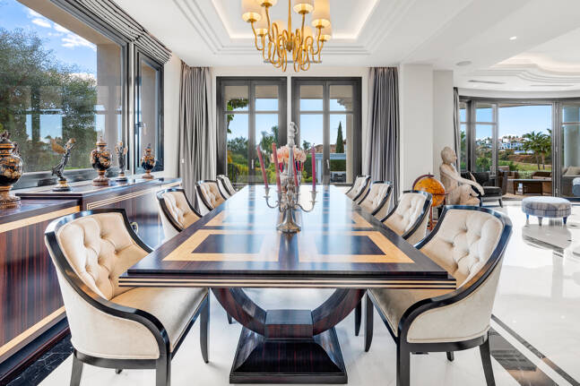 Villa à louer en Benahavis