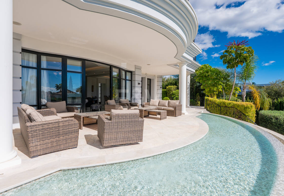 Villa à louer en Benahavis