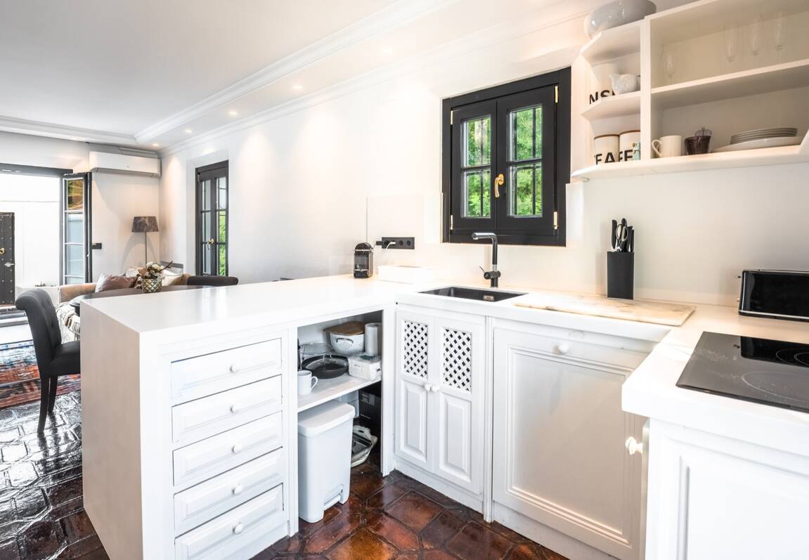 Gemütliches Andalusisches Stadthaus mit Privater Terrasse in Lomas Pueblo