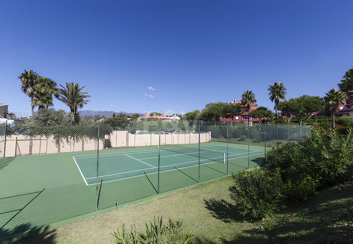 Apartament na sprzedaż w Elviria, Marbella Wschodnia