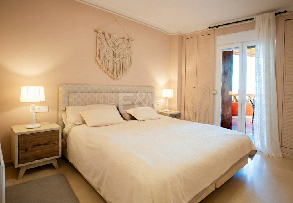 Apartament na sprzedaż w Elviria, Marbella Wschodnia