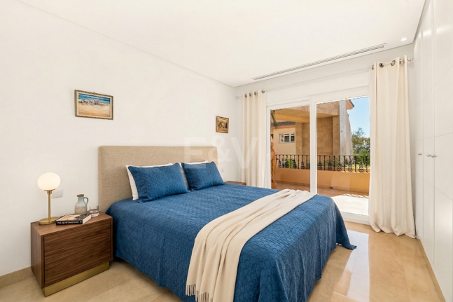 Jasny i przestronny apartament w ekskluzywnej społeczności