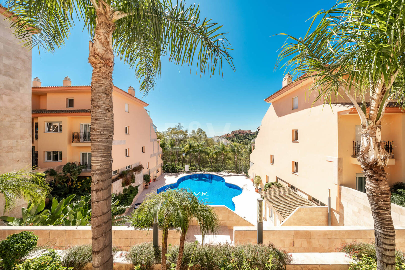 Jasny i przestronny apartament w ekskluzywnej społeczności